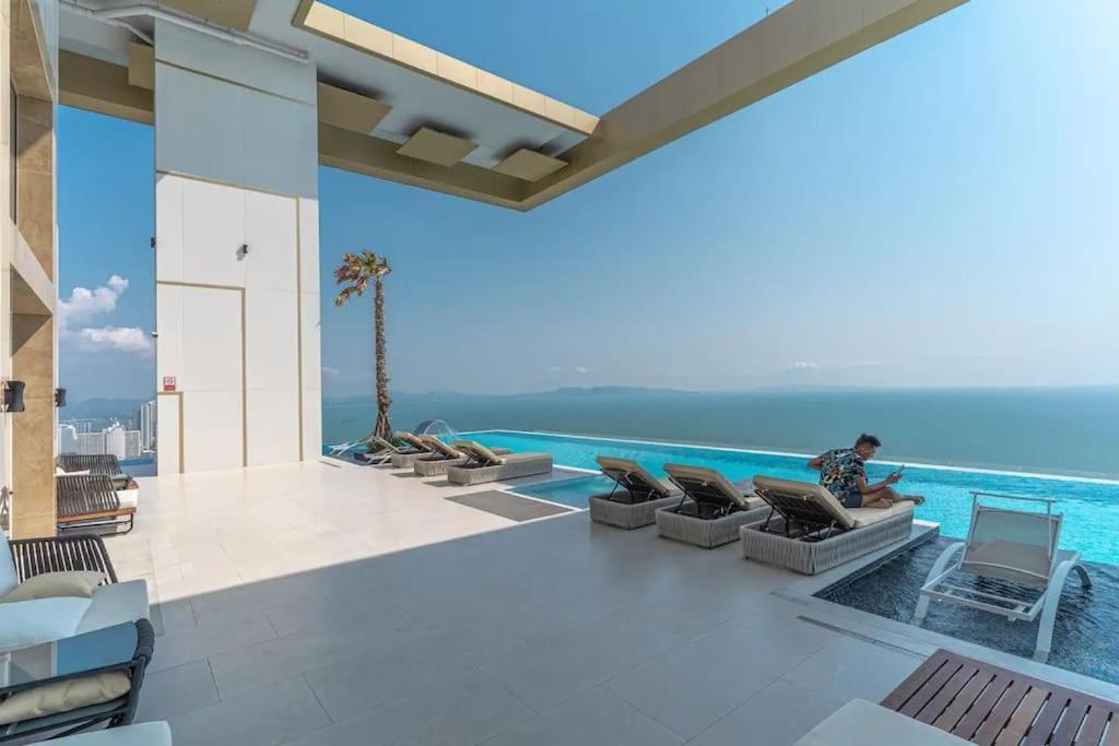 Sea View 5 Star Facilities Luxury Stay At Pattaya Pantai Jomtien Bagian luar foto